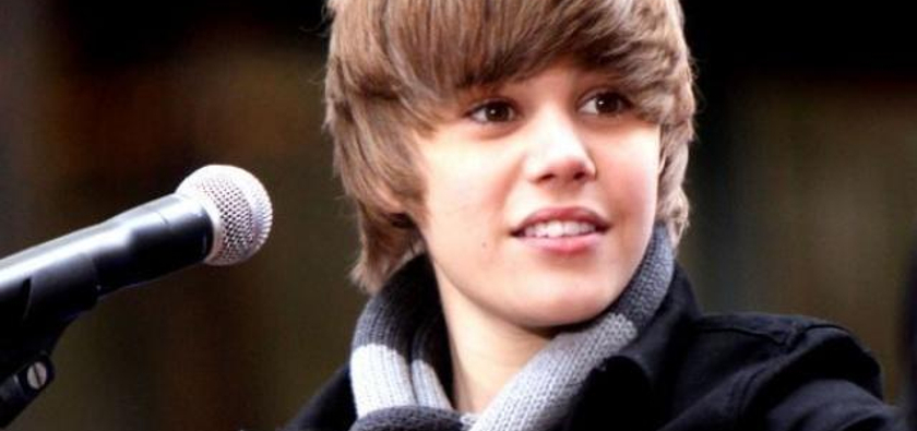 Justin Bieber facebook adresinde yeni fotoğraflar yayınladı