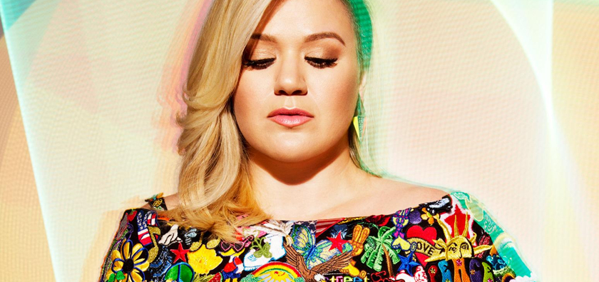 ‘KELLY CLARKSON’ CLOSE UP!